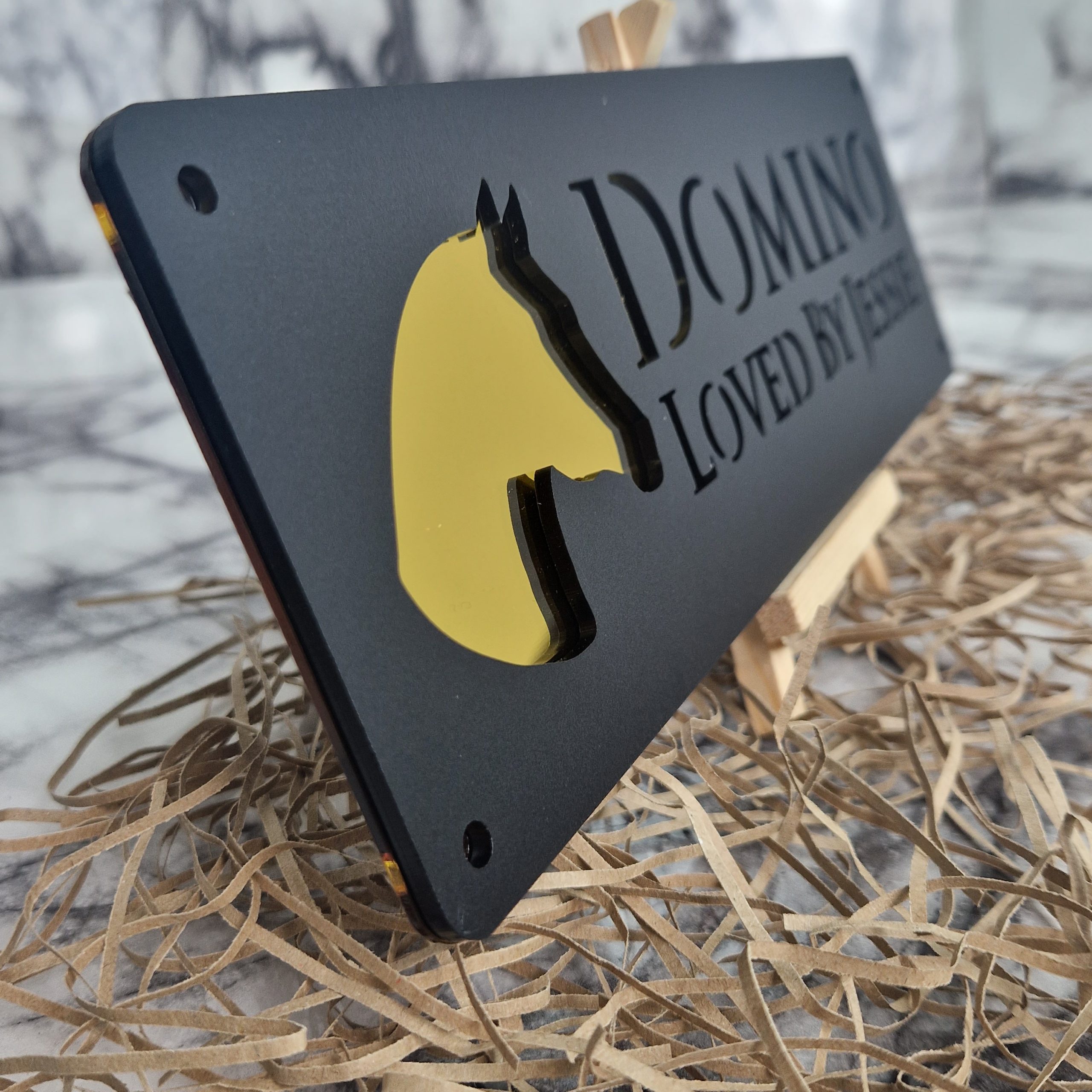 Personalized laser-cut horse stable name plaque – view 6