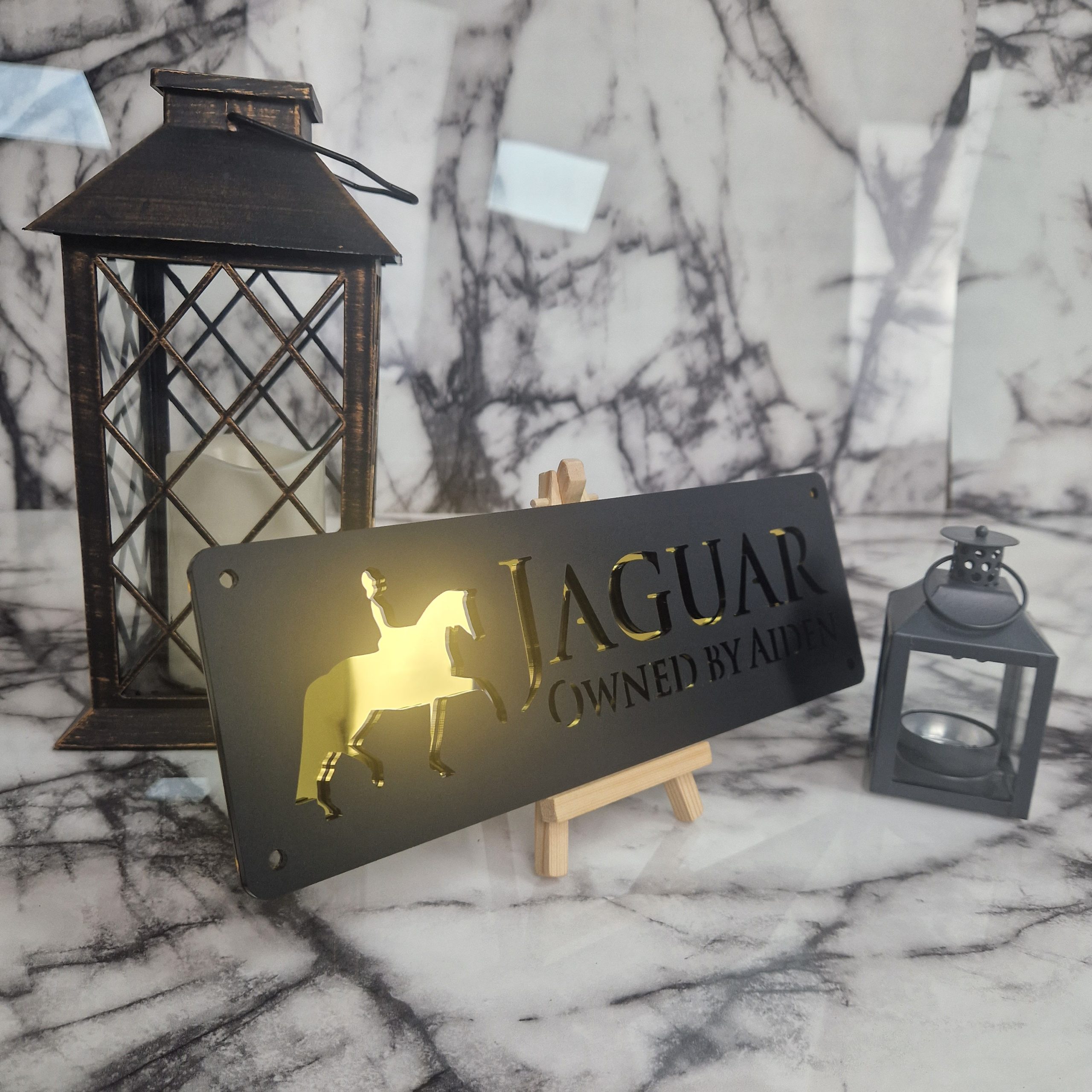 Personalized laser-cut horse stable name plaque – view 9